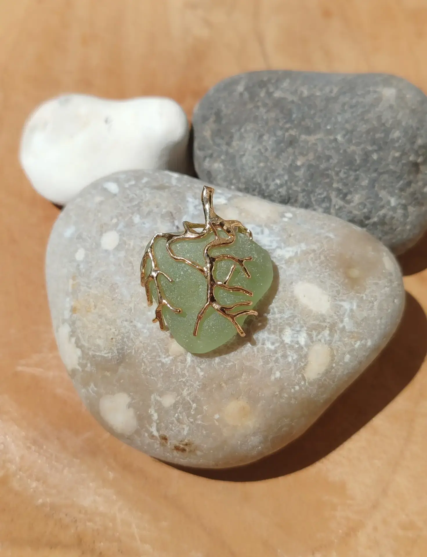 Pendentif Corallia doré, vue 2